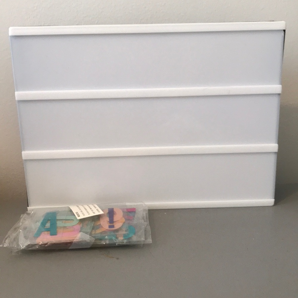 LIGHT BOX💡 (not used) (with letters)